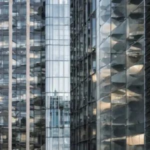 A high-quality, relevant image for an article about: Best Glass Options for High-Rise Buildings Expl
